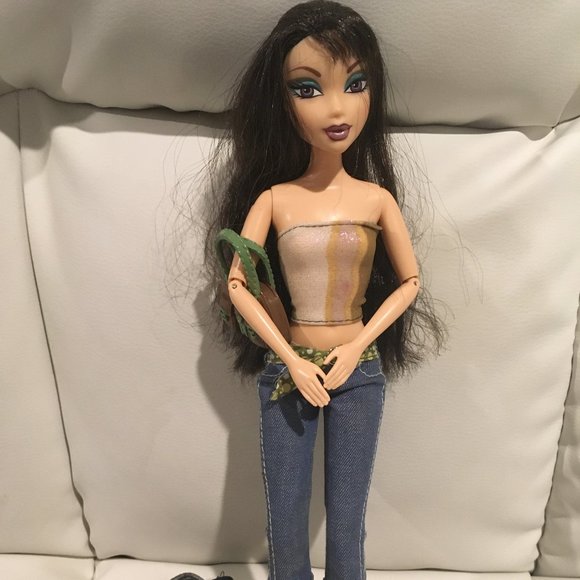 Mattel/Barbie Other - Vintage My Scene Dark-Haired Barbie Doll